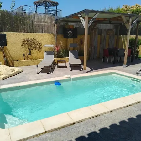 L'echappee Belle De Thau פרונטיניאן