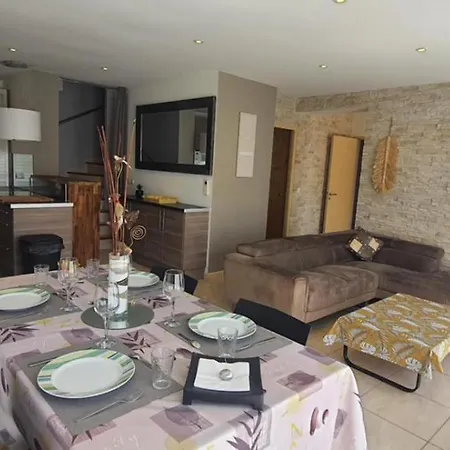 L'echappee Belle De Thau *